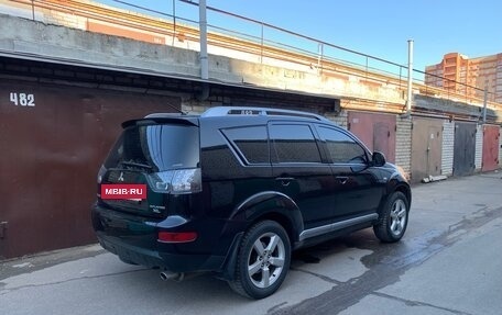 Mitsubishi Outlander III рестайлинг 3, 2008 год, 920 000 рублей, 4 фотография