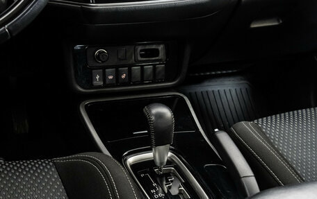 Mitsubishi Outlander III рестайлинг 3, 2020 год, 2 249 000 рублей, 14 фотография