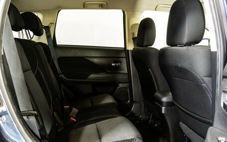 Mitsubishi Outlander III рестайлинг 3, 2020 год, 2 249 000 рублей, 17 фотография