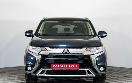 Mitsubishi Outlander III рестайлинг 3, 2020 год, 2 249 000 рублей, 2 фотография