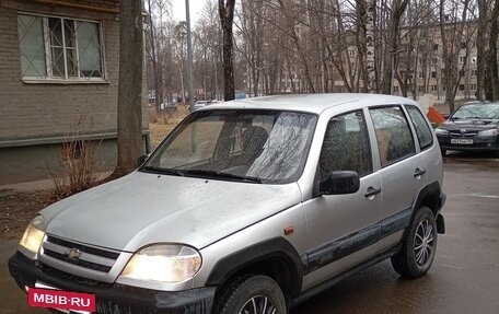 Chevrolet Niva I рестайлинг, 2006 год, 255 000 рублей, 2 фотография