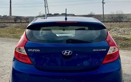 Hyundai Solaris II рестайлинг, 2012 год, 870 000 рублей, 3 фотография