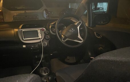 Honda Fit III, 2009 год, 1 250 000 рублей, 12 фотография