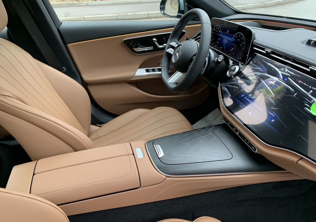 Mercedes-Benz E-Класс, 2024 год, 9 990 000 рублей, 37 фотография