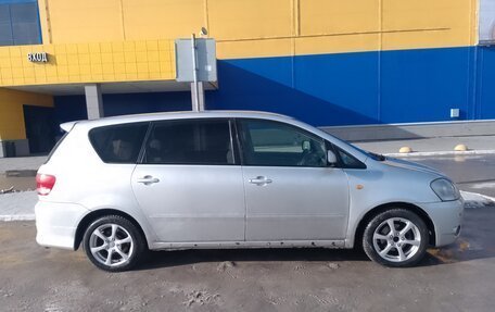 Toyota Ipsum II, 2002 год, 550 000 рублей, 5 фотография