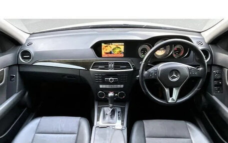 Mercedes-Benz C-Класс, 2011 год, 1 010 002 рублей, 16 фотография