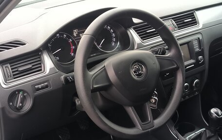 Skoda Rapid I, 2016 год, 920 000 рублей, 9 фотография