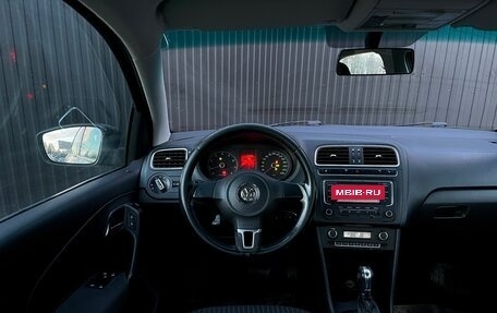 Volkswagen Polo VI (EU Market), 2012 год, 969 000 рублей, 11 фотография