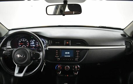 KIA Rio IV, 2018 год, 1 250 000 рублей, 5 фотография