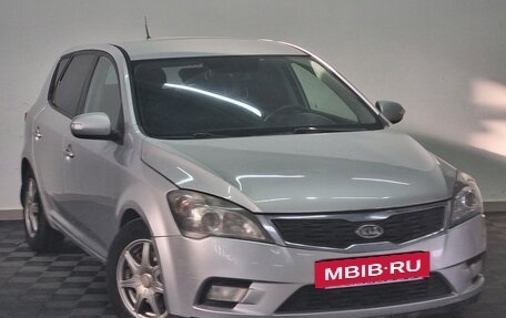 KIA cee'd I рестайлинг, 2010 год, 716 000 рублей, 3 фотография