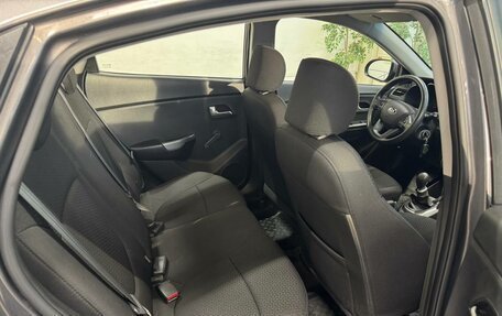 KIA Rio III рестайлинг, 2013 год, 999 000 рублей, 10 фотография