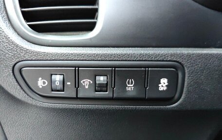 KIA Rio IV, 2018 год, 1 099 000 рублей, 21 фотография