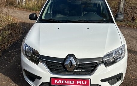 Renault Sandero II рестайлинг, 2018 год, 995 000 рублей, 1 фотография