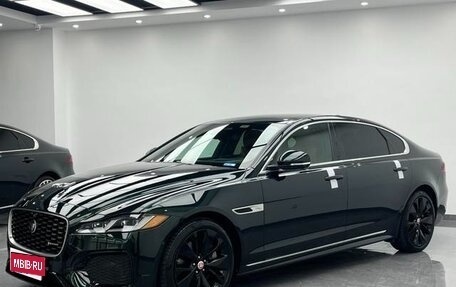 Jaguar XF II, 2021 год, 4 000 000 рублей, 1 фотография
