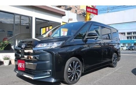 Toyota Noah, 2022 год, 1 930 039 рублей, 1 фотография