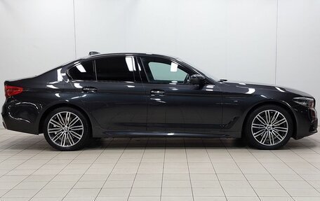 BMW 5 серия, 2018 год, 3 640 000 рублей, 4 фотография