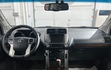 Toyota Land Cruiser Prado 150 рестайлинг 2, 2013 год, 3 200 000 рублей, 7 фотография