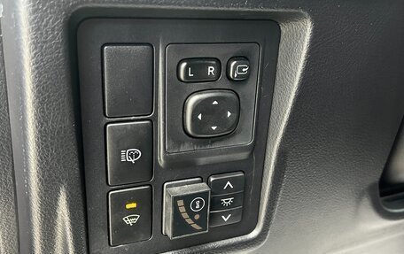 Toyota Land Cruiser Prado 150 рестайлинг 2, 2013 год, 3 200 000 рублей, 11 фотография