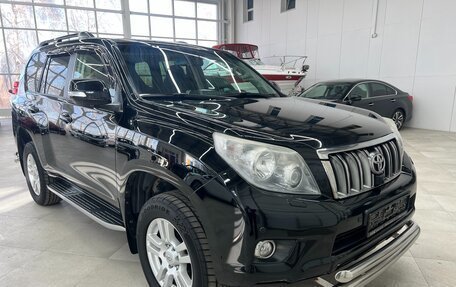 Toyota Land Cruiser Prado 150 рестайлинг 2, 2013 год, 3 200 000 рублей, 2 фотография