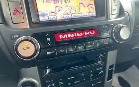 Toyota Land Cruiser Prado 150 рестайлинг 2, 2013 год, 3 200 000 рублей, 21 фотография