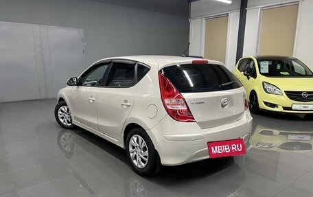 Hyundai i30 I, 2011 год, 895 000 рублей, 6 фотография