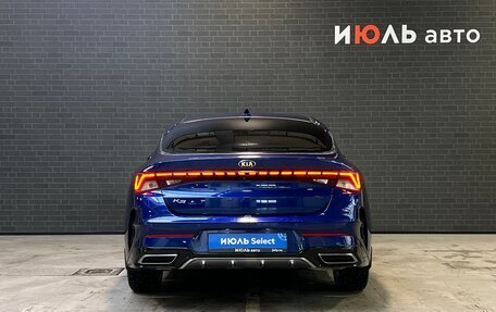 KIA K5, 2021 год, 2 800 000 рублей, 6 фотография