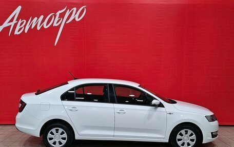 Skoda Rapid I, 2018 год, 945 000 рублей, 6 фотография