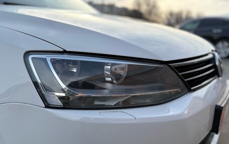 Volkswagen Jetta VI, 2011 год, 949 000 рублей, 6 фотография