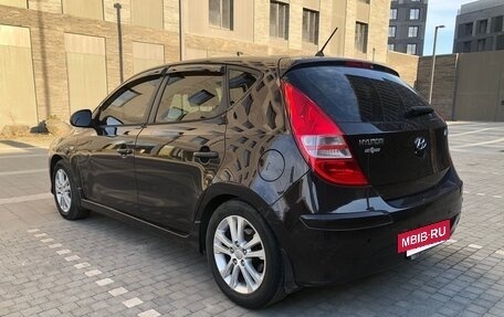 Hyundai i30 I, 2010 год, 900 000 рублей, 5 фотография