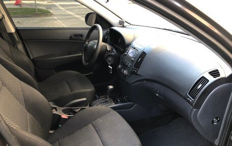 Hyundai i30 I, 2010 год, 900 000 рублей, 10 фотография