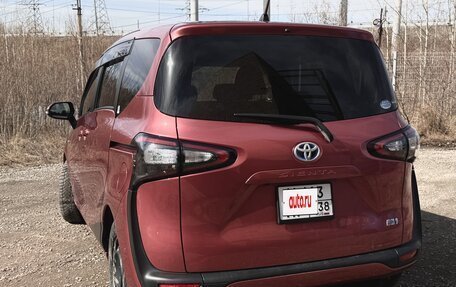 Toyota Sienta II, 2016 год, 1 430 000 рублей, 4 фотография