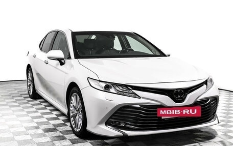 Toyota Camry, 2018 год, 3 200 000 рублей, 3 фотография