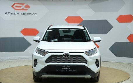 Toyota RAV4, 2020 год, 3 250 000 рублей, 2 фотография