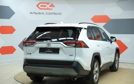 Toyota RAV4, 2020 год, 3 250 000 рублей, 5 фотография