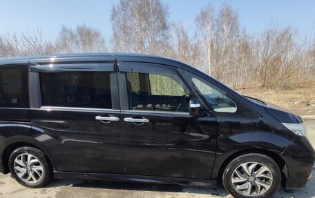 Honda Stepwgn IV, 2016 год, 1 870 000 рублей, 4 фотография