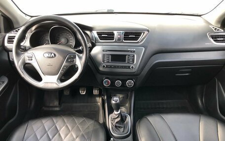 KIA Rio III рестайлинг, 2016 год, 1 085 000 рублей, 10 фотография