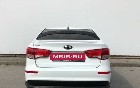 KIA Rio III рестайлинг, 2016 год, 1 085 000 рублей, 6 фотография