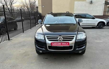 Volkswagen Touareg III, 2007 год, 1 750 000 рублей, 1 фотография