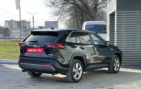 Toyota RAV4, 2022 год, 3 695 000 рублей, 5 фотография