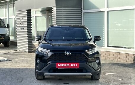 Toyota RAV4, 2022 год, 3 695 000 рублей, 2 фотография
