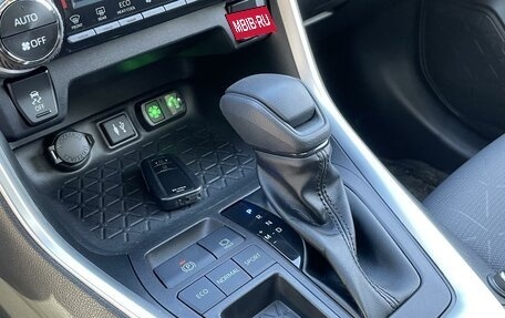 Toyota RAV4, 2022 год, 3 695 000 рублей, 17 фотография