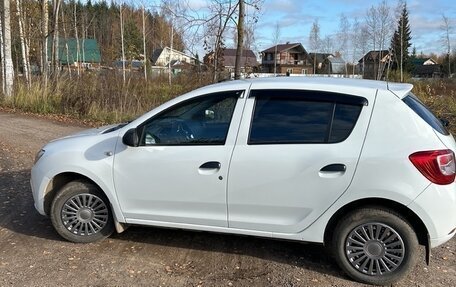 Renault Sandero II рестайлинг, 2018 год, 995 000 рублей, 4 фотография