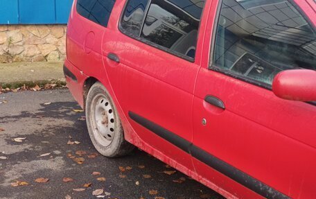Renault Megane II, 1999 год, 160 000 рублей, 3 фотография