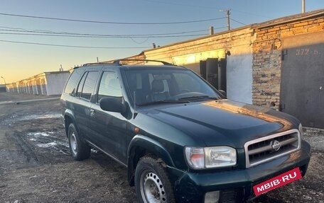 Nissan Pathfinder, 2000 год, 645 000 рублей, 2 фотография