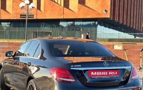 Mercedes-Benz E-Класс, 2017 год, 2 750 000 рублей, 9 фотография