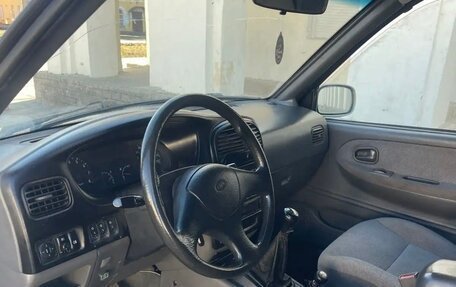 KIA Sportage IV рестайлинг, 2003 год, 160 000 рублей, 6 фотография