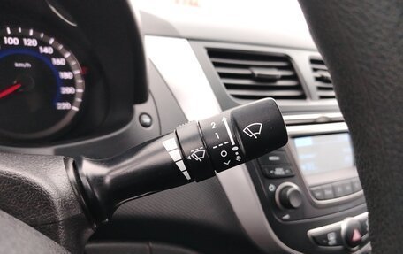 Hyundai Solaris II рестайлинг, 2015 год, 1 084 000 рублей, 11 фотография
