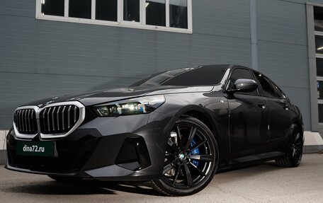 BMW 5 серия, 2024 год, 10 500 000 рублей, 8 фотография