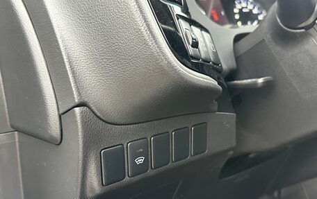 Mitsubishi Outlander III рестайлинг 3, 2016 год, 1 799 999 рублей, 18 фотография