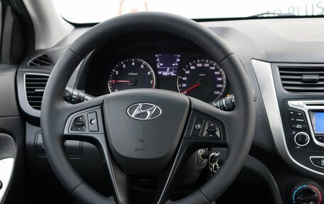 Hyundai Solaris II рестайлинг, 2012 год, 815 000 рублей, 10 фотография